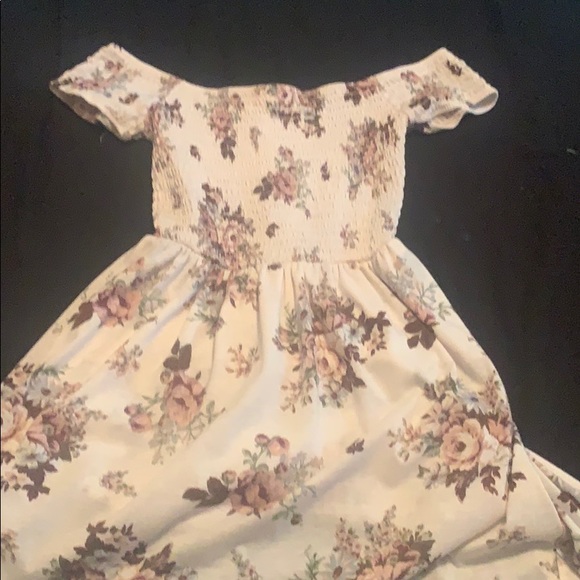 Romper - Picture 2 of 3